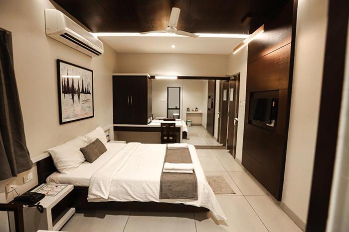 Sree Sakthi Residency Hotel Kanchipuram Luaran gambar